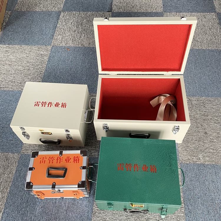 光山爆破工程作业箱如何选择？玻璃钢与传统材质的全面对比